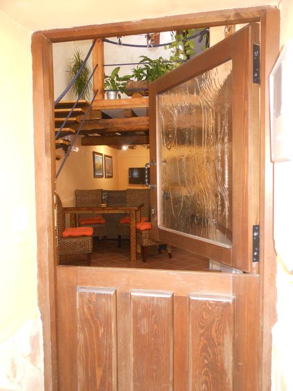 Casa Vieja Tabanera A 8 Min De Segoia Guest House Tabanera del Monte Exterior foto